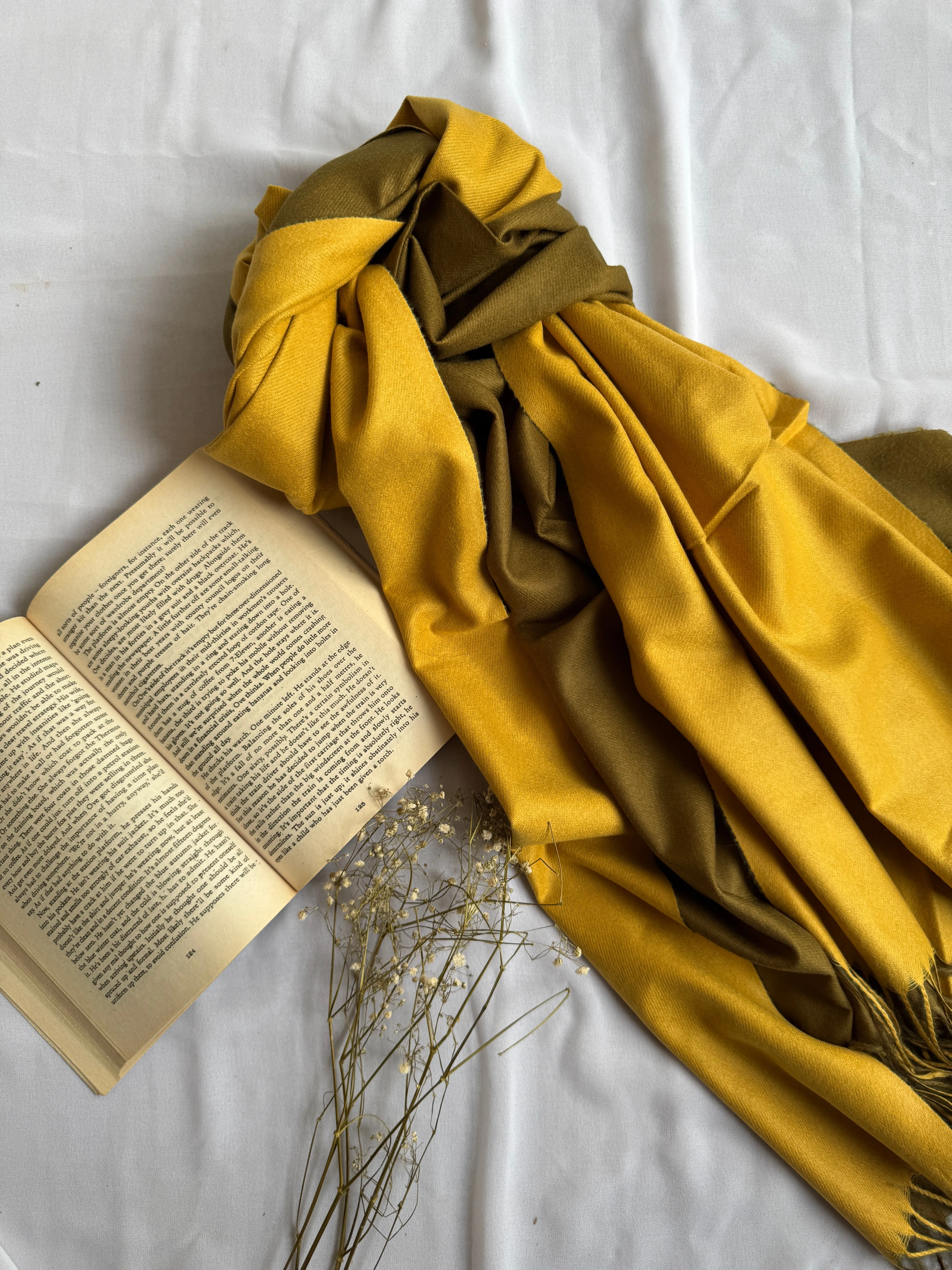 Reversible Woollen Pashmina- Mustard Olive